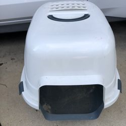 Air purifier      //      Cat Litter 