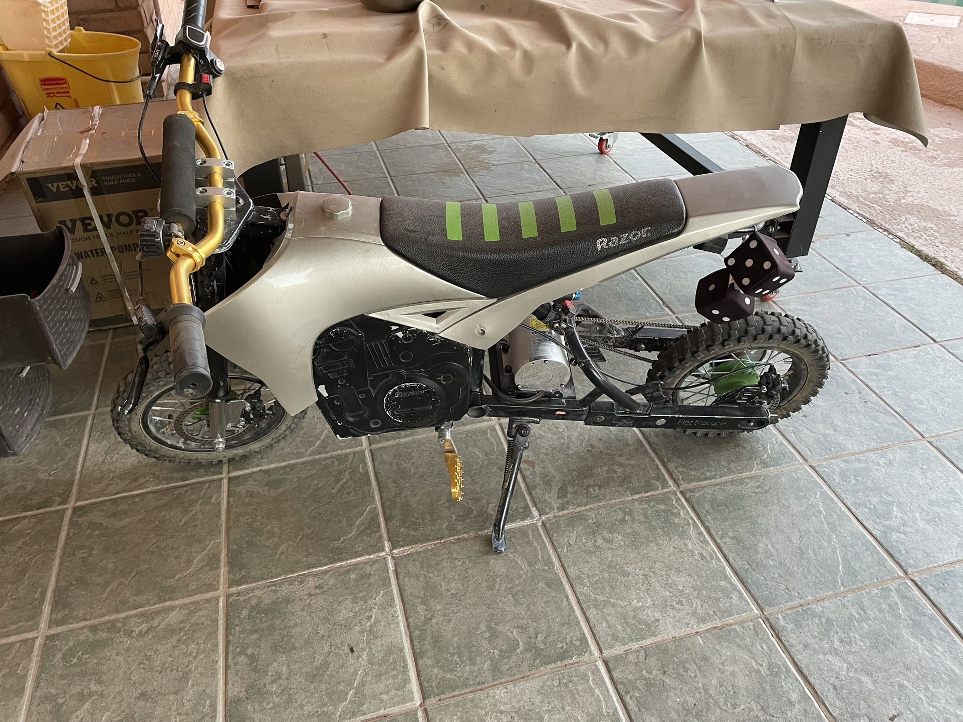 Modded Razor Handebars Modded Razor for Sale in El Paso, TX - OfferUp