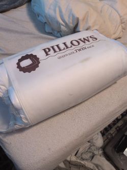 New Sealed - Bafode Brand 2 Queen Size Pillows With Brown Rim