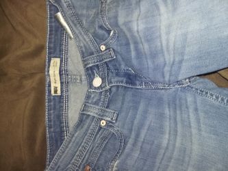Levis skinny good condition size 24