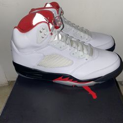 Air Jordan 5 Retro “Fire Red” (True White/Fire Red) Size 11 🔥 DS 