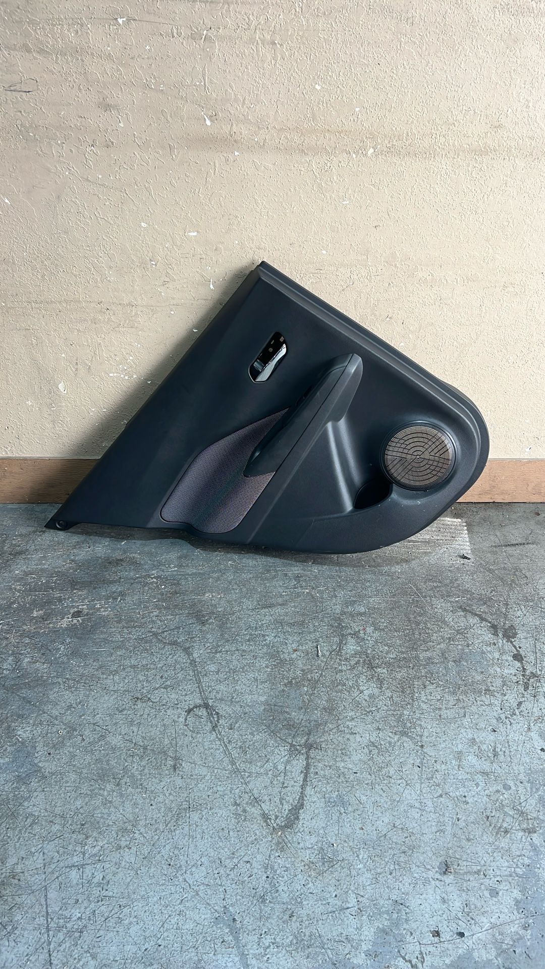 (97) 18-24 Nissan Kicks Left Rear Door Panel 2018 2019 2020 2021 2022 2023 2024