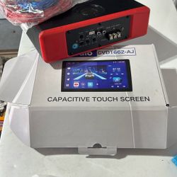 Touch Screen Car Radio And Sub. 