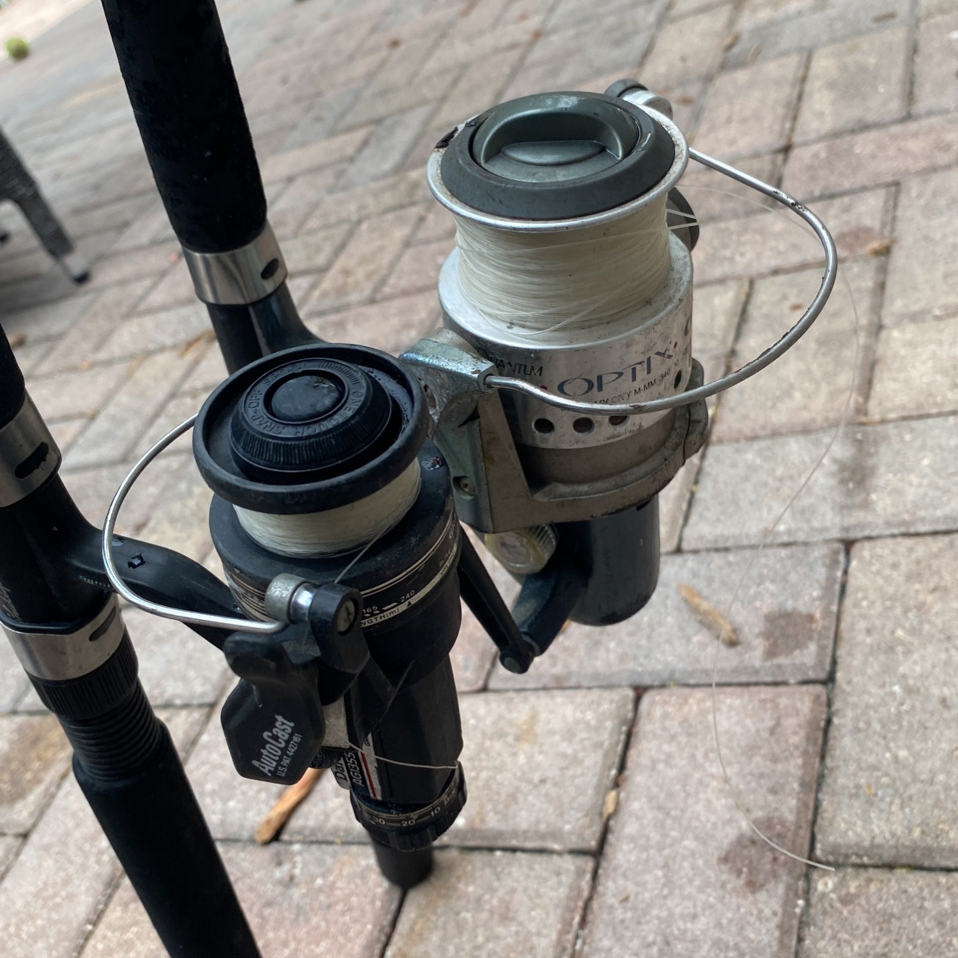 Brand New Fresh Water Fishing Pole With Taco Box for Sale in Lake Worth, FL  - OfferUp