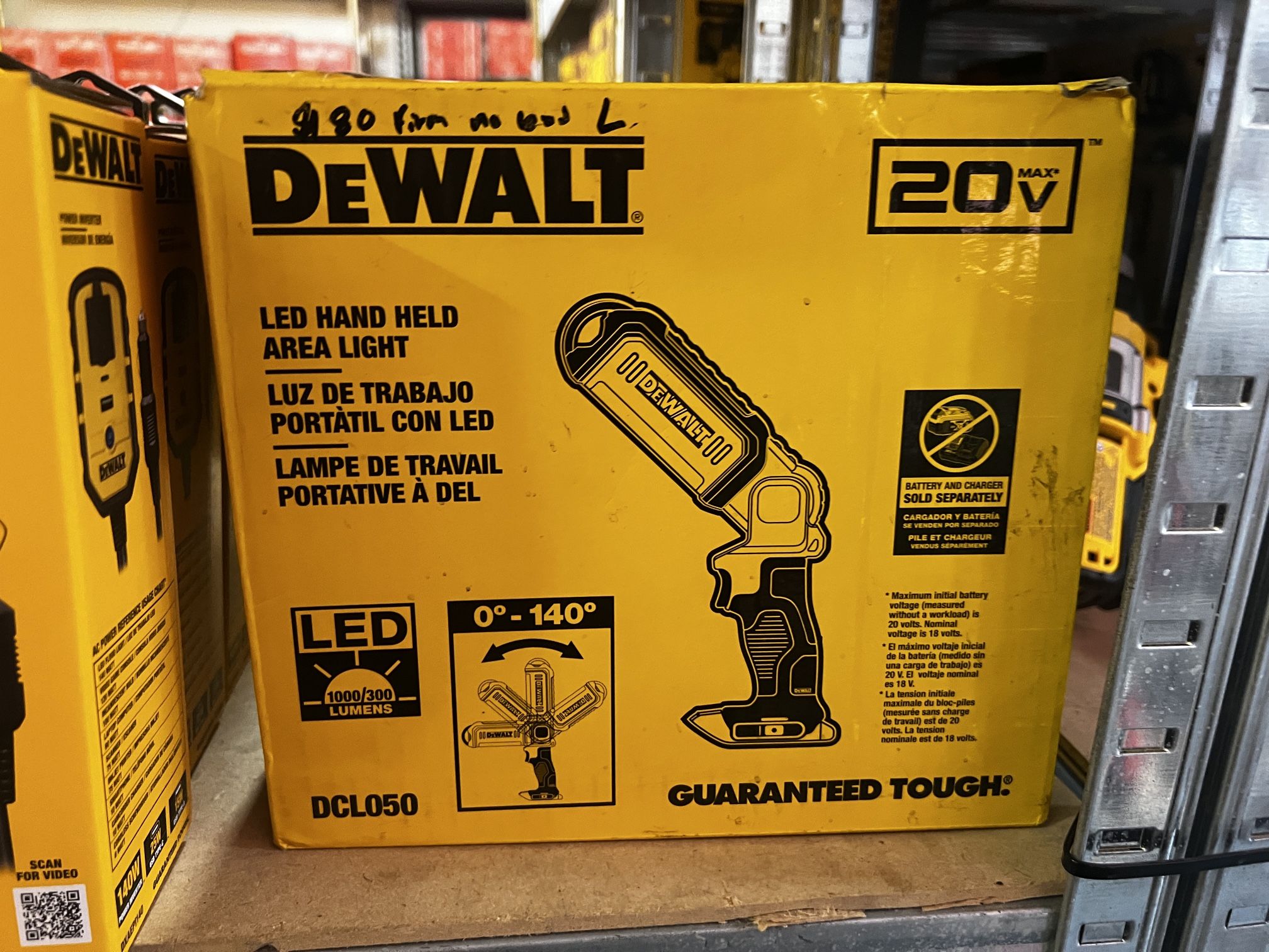 Dewalt 20v Max Led Hand Held Area Light Tool Only