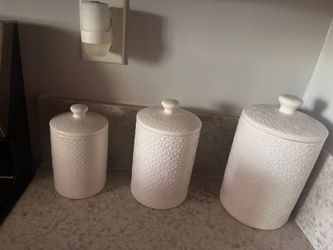 Like New Wafair Cream Canisters