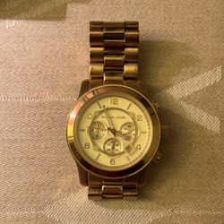 Michael Kors Runway Chronograph MK8077 Gold Watch – Needs Battery – Small Wrist