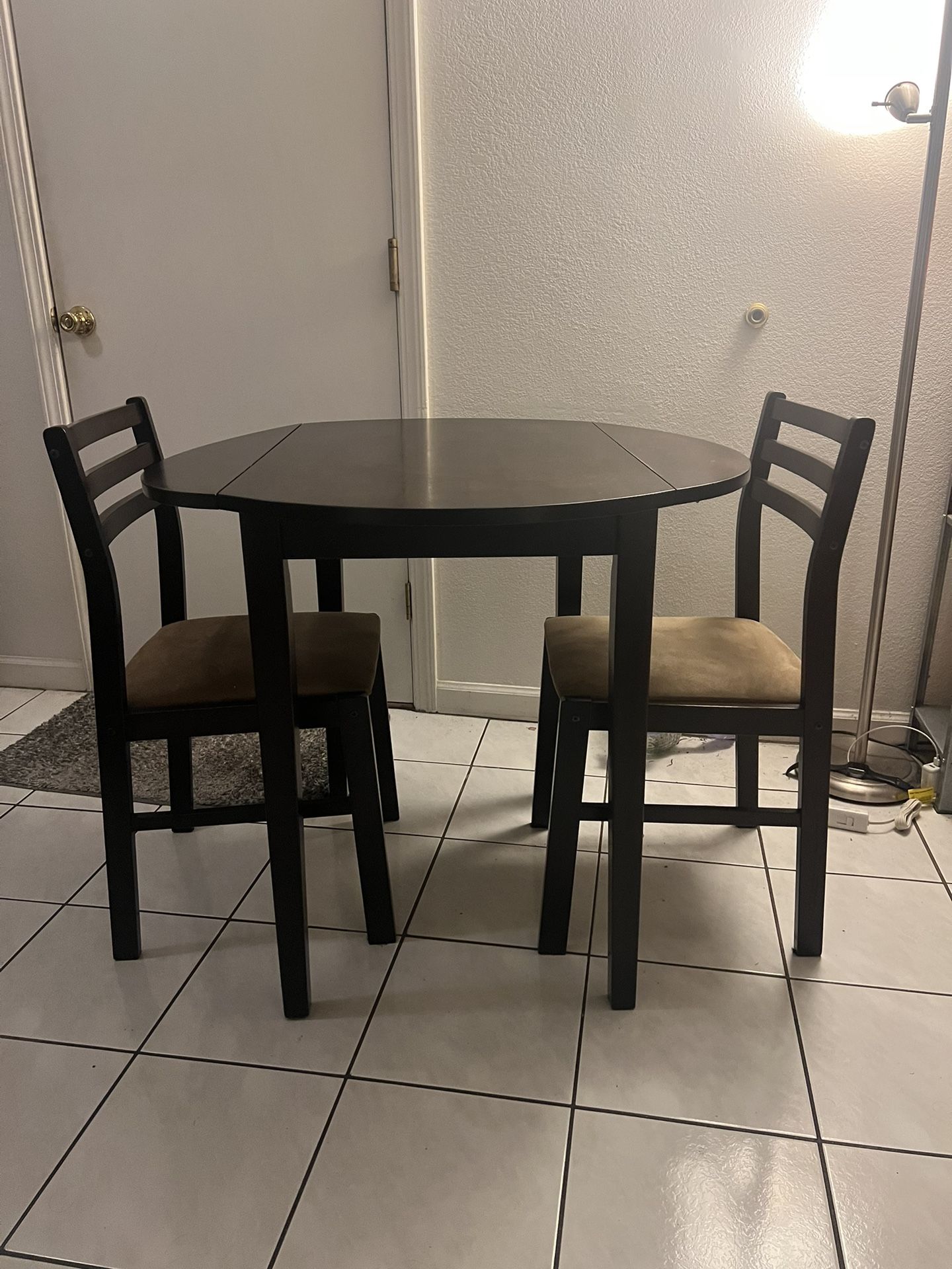 Dining Table With Chairs 