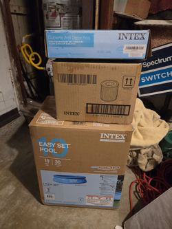 INTEX 10x30 Above Ground Pool Set with Pump including everything pictured