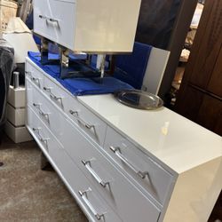 Dresser And Night Stand Modern Lucite Handel 