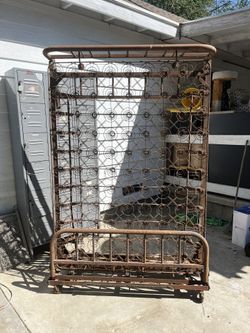 Antique Murphy bed frame 1920’s