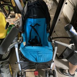 Urbina Stroller 