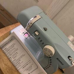 Sewing Machine 