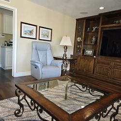 Thomasville Coffee Table & End Table