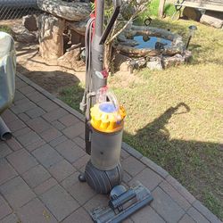Dyson Floor VAC