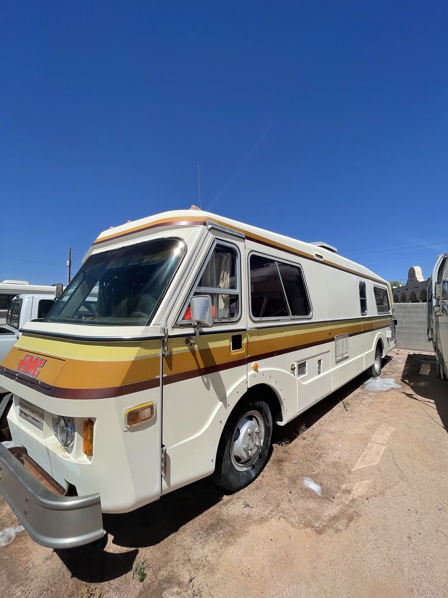 1976 FMC 2900R