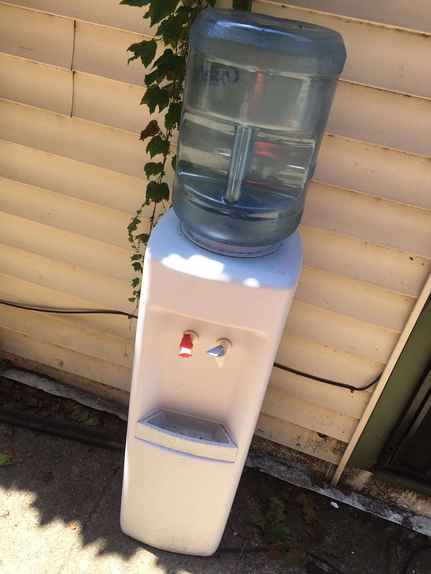 Oasis water cooler
