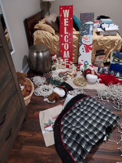 CHRISTMAS DECOR