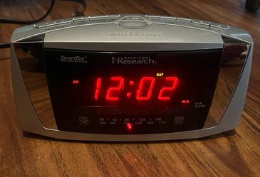 Emerson Research SmartSet Dual Alarm Clock Radio (Model CKS5055S)