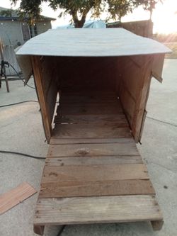 Dog House for medium sizes.
