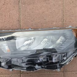 2019-2021Toyota RAV-4 LE Front Left OEM Headlights