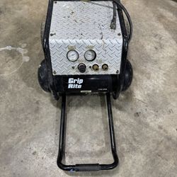 Grip Rite Air Compressor/nail gun/hose