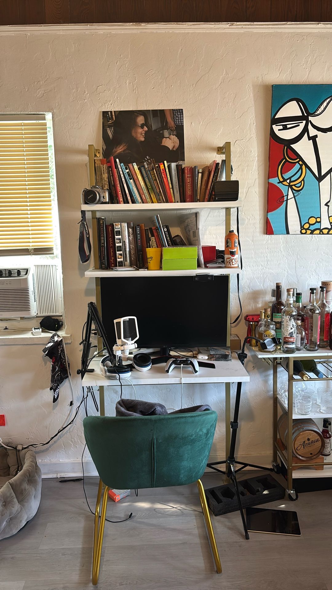 Desk That Mounts To Wall ! Only A Year Old