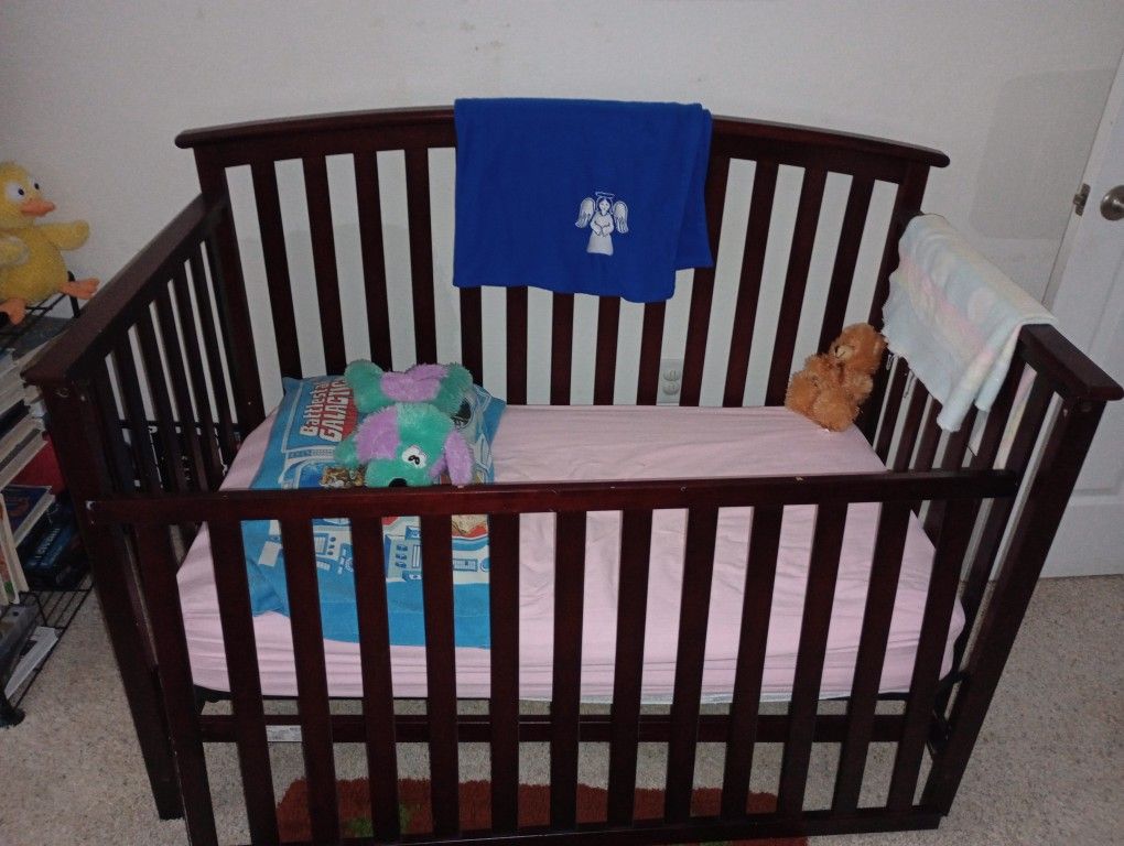 Babys Crib