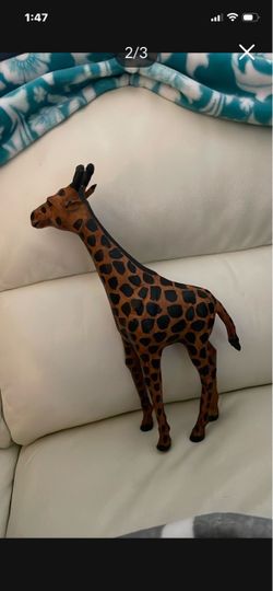 Giraffe Figurine Statue