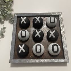 Tic Tac Toe Decoration 