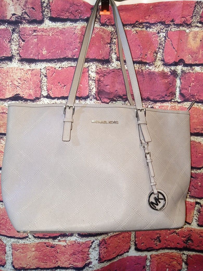 Michael Kors Charlotte Pearl Grey Large Leather Cross Stich Top Zip Tote Bag Purse