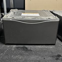 Pedestals 