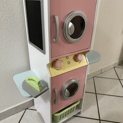 Washer/dryer playset