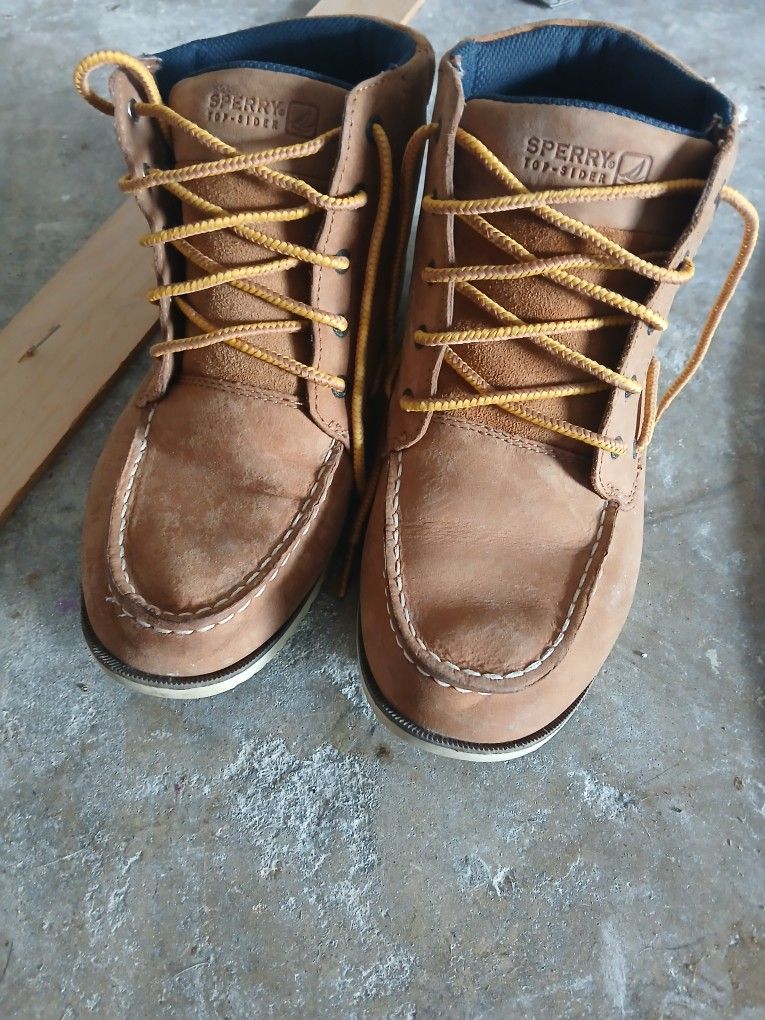 Razor Boot For Boys Size 5