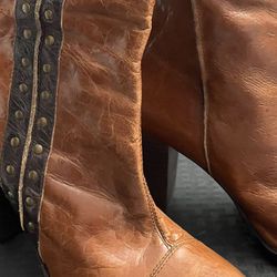 Women’s Boots Size 8 1/2 Michael Kors