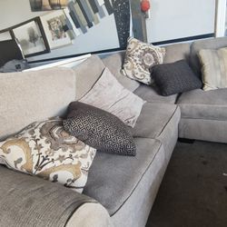 Sectional Couch 