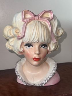 Head vase