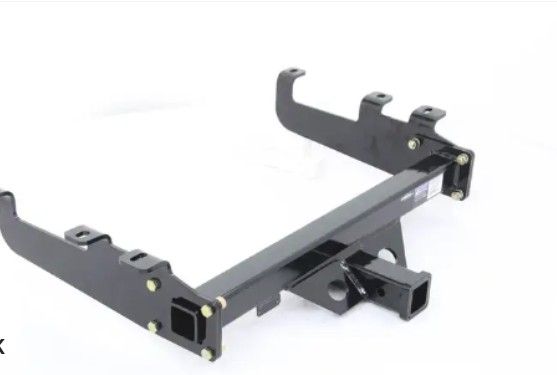 Putnam Heavy-Duty Trailer Hitch Receiver - Class V - 2". Part #25155. Capacity 10,000