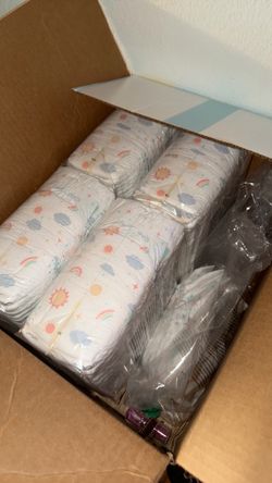 Size 5 absorbent diapers