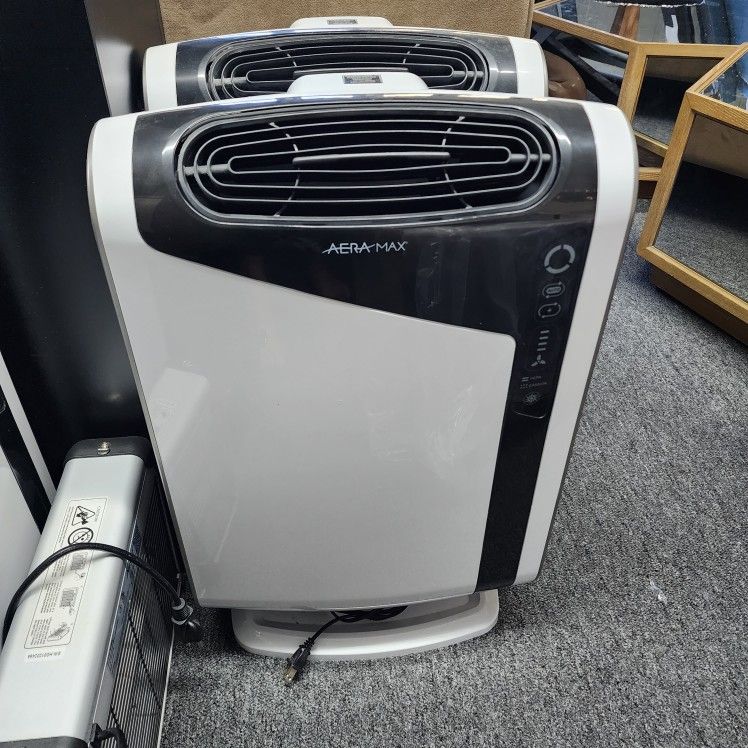 Fellowes AeraMax 300 Large Room Air Purifier