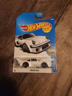 Hot Wheels Porsche 934.5 Die-Cast Car