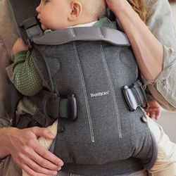 BABY CARRIER BABYBJORN BRAND NEW 0-3 YEARS