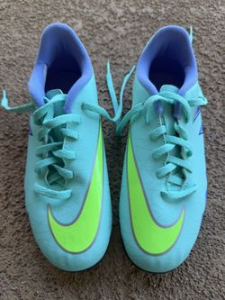 Nike HyperVenom Youth Soccer Shoes