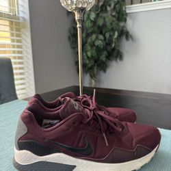 Nike Air Zoom Pegasus Maroon Sneakers Size 10