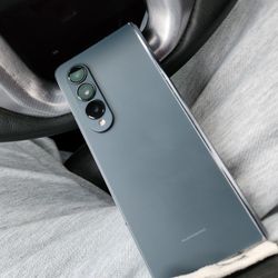 Samsung Galaxy Z Fold 4