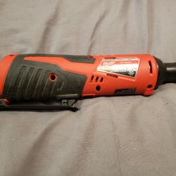 Milwaukee M12 3/8" rachet