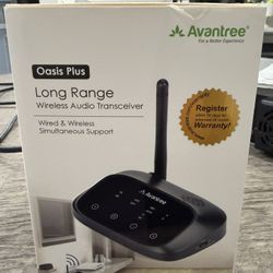 Avantree Oasis Plus - long-range wireless audio transceiver with all accessories included.