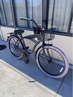 Huffy beach cruiser bike