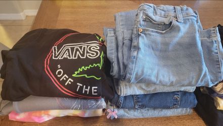 Teen Girl Clothes - 21 items