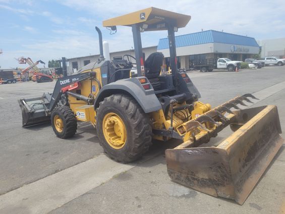 John Deere Skip Loader 210LP